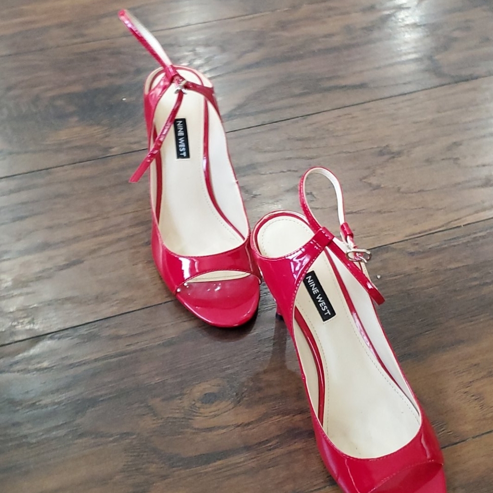 Shoes - Picture 3 of 3